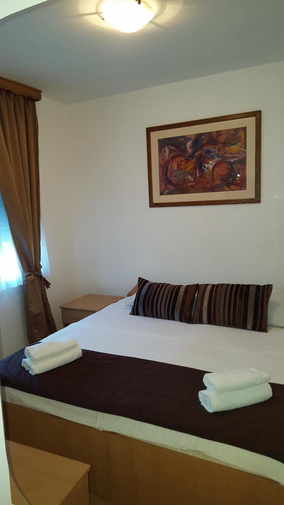 Hotel Amicus Mostar Oda fotoğraf